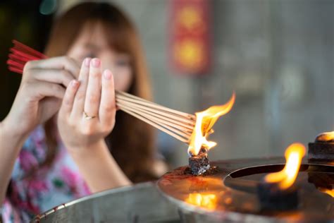 香 長短 意思|習俗百科／香的長短不一樣！祭神、拜祖先有區別